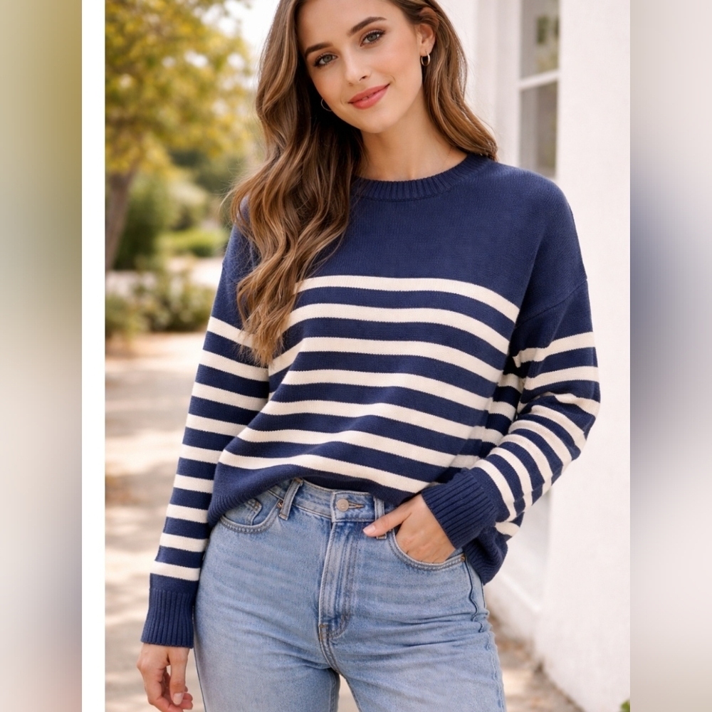 For The Republic Women’s Cream and Navy Long Sleeve Striped Sweater Size XL